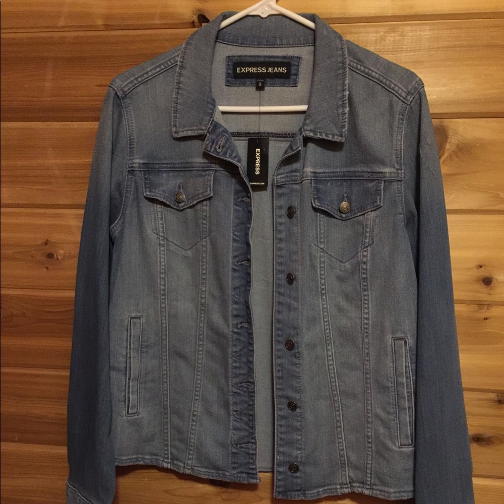 EXPRESS WOMENS JEAN JACKET